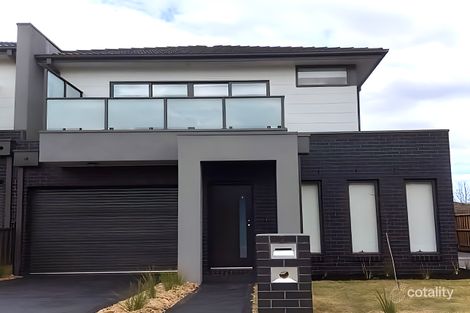 2/3 Lex Gr, Oak Park, VIC 3046