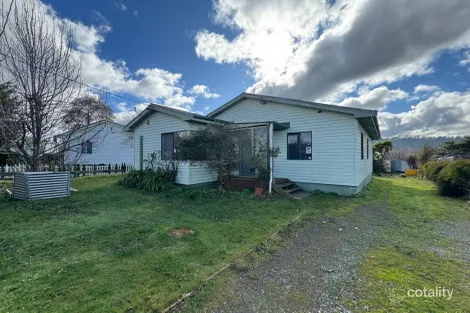 Property photo of 13 Sturt Crescent Mayfield TAS 7248