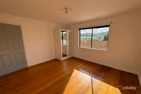 Property photo of 13 Sturt Crescent Mayfield TAS 7248