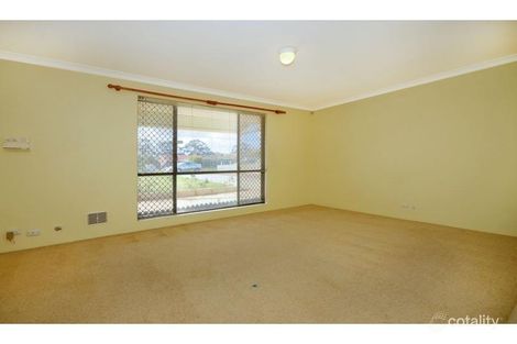 Property photo of 11 Charing Crescent Marangaroo WA 6064