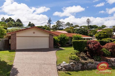 2 Feldsman Ct, Petrie, QLD 4502