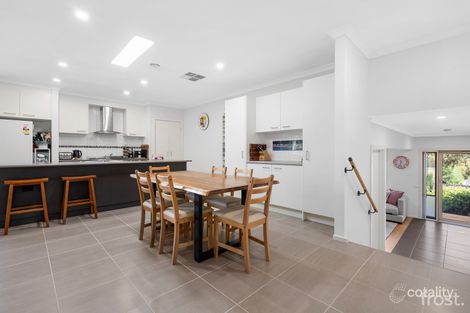 Property photo of 14 Bear Crescent Doreen VIC 3754