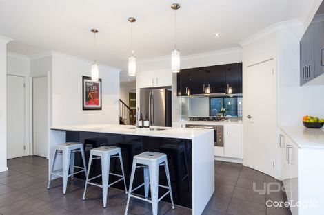 Property photo of 1 Armstrong Walk Fraser Rise VIC 3336