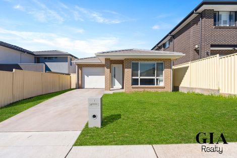 3 Cassio Way, Rosemeadow, NSW 2560