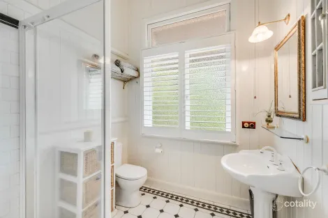 Property photo of 137 West Street Newtown QLD 4350