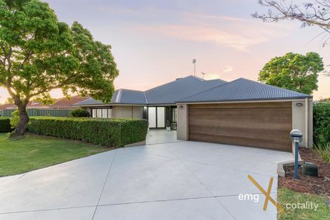 Property photo of 51 Fruit Tree Crescent Forrestfield WA 6058