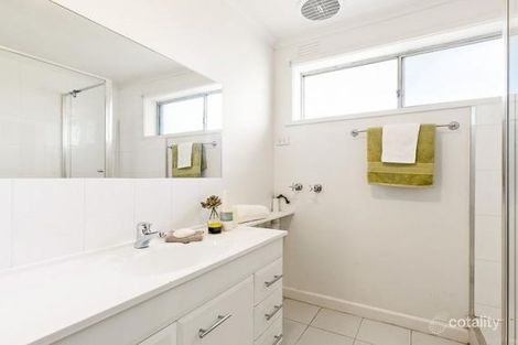 Property photo of 20/227-229 Nepean Street Greensborough VIC 3088