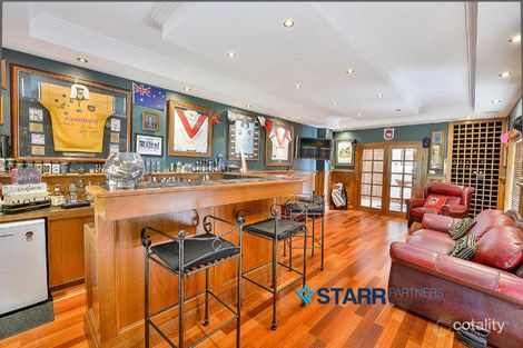 Property photo of 15 Heritage Way Glen Alpine NSW 2560
