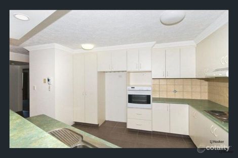 Property photo of 1/19 Twenty Fourth Avenue Palm Beach QLD 4221
