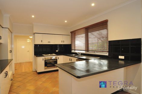 Property photo of 47 Mahoneys Road Reservoir VIC 3073