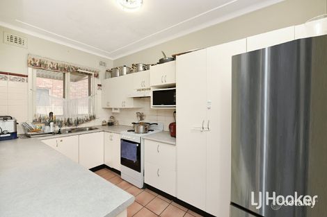Property photo of 30 Chifley Avenue Sefton NSW 2162