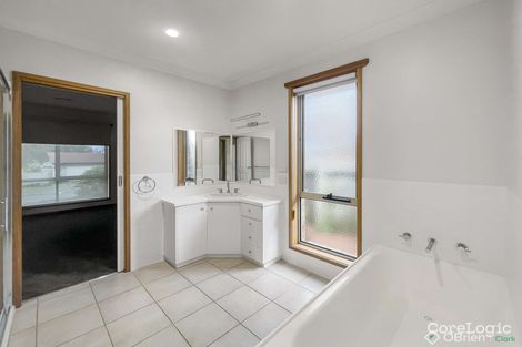 Property photo of 5 Myrtle Crescent Warragul VIC 3820