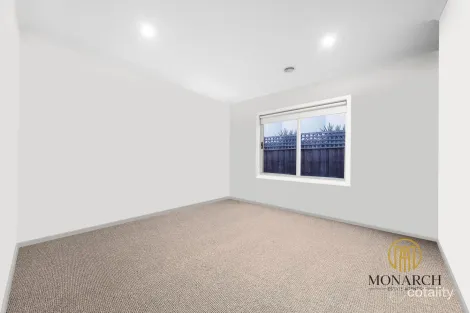 Property photo of 8 Pasture Way Point Cook VIC 3030