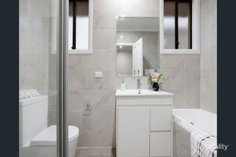 Property photo of 4/158 Warrigal Road Camberwell VIC 3124