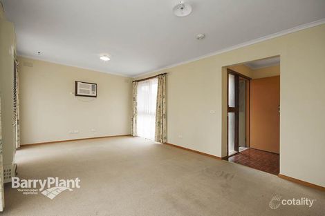 Property photo of 13 Green Valley Crescent Hampton Park VIC 3976