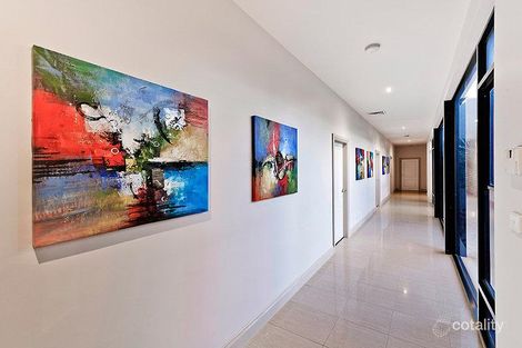 Property photo of 12 Laburnum Place Hillside VIC 3037