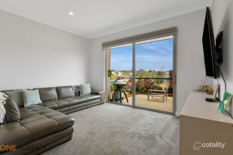 Property photo of 82 Dean Drive Orange NSW 2800