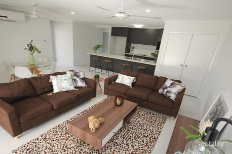 Property photo of 2/70B Epping Way Mount Low QLD 4818