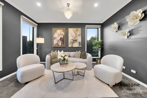 Property photo of 62 Rainwater Drive Lyndhurst VIC 3975
