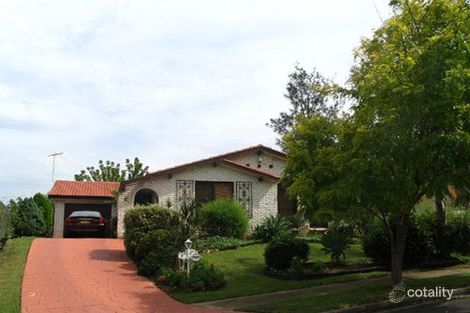 2 Kent Pl, Bossley Park, NSW 2176