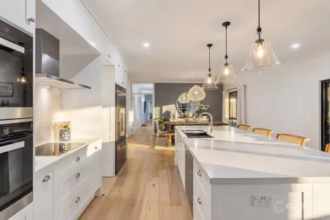 Property photo of 34 Lydford Close Bonogin QLD 4213