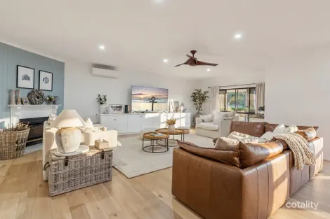 Property photo of 34 Lydford Close Bonogin QLD 4213