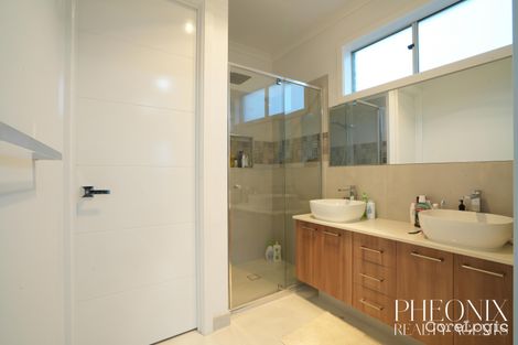 Property photo of 4 Promontory Street Point Cook VIC 3030