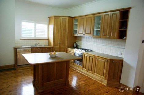 Property photo of 12 Oates Avenue Wagga Wagga NSW 2650