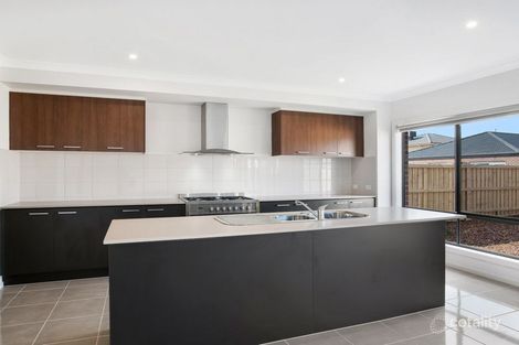 Property photo of 97 Bondi Parade Point Cook VIC 3030