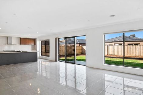 Property photo of 97 Bondi Parade Point Cook VIC 3030
