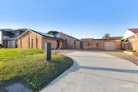 17 Bayley Rd, South Penrith, NSW 2750