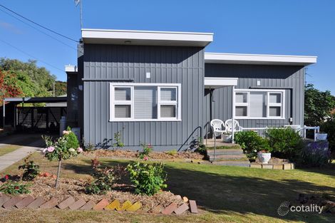 13 Surrey Ave, Victor Harbor, SA 5211