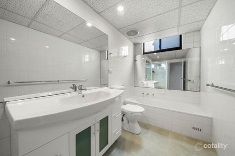 Property photo of 3B/17-19 Waverley Street Bondi Junction NSW 2022