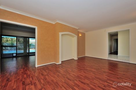 Property photo of 5 Dodd Place Warnbro WA 6169