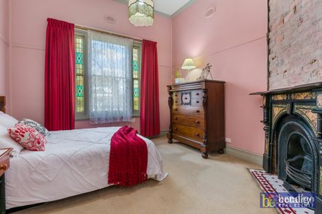 Property photo of 17 Honeysuckle Street Bendigo VIC 3550