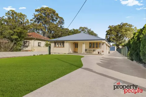 9 James St, Ingleburn, NSW 2565