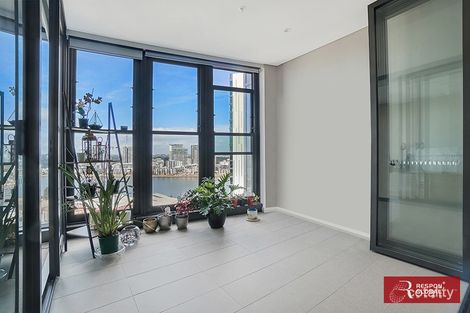 Property photo of 1606/2 Waterways Street Wentworth Point NSW 2127