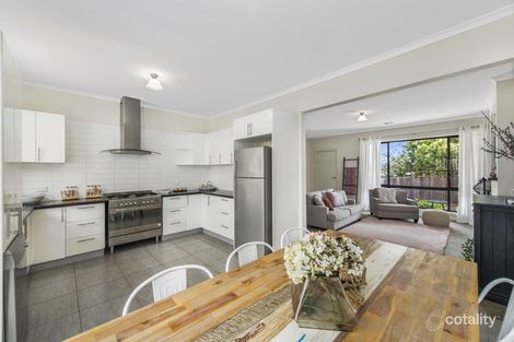 Property photo of 2/102 Gilmore Road Queanbeyan West NSW 2620