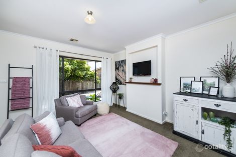 Property photo of 2/102 Gilmore Road Queanbeyan West NSW 2620