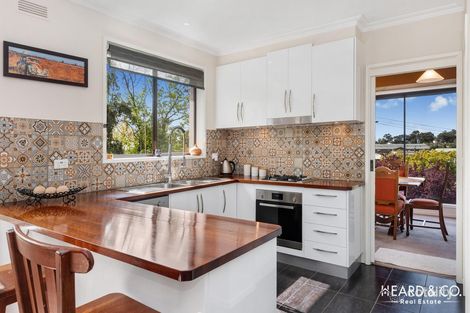 Property photo of 13 Hakea Street Kennington VIC 3550