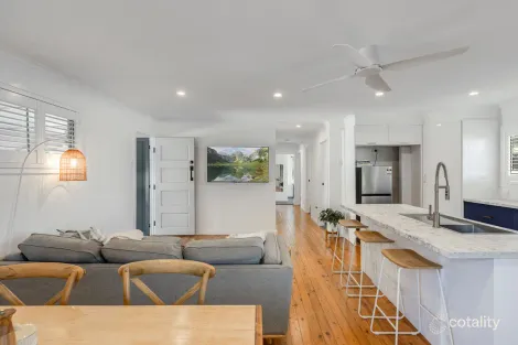 Property photo of 1 Skar Street Centenary Heights QLD 4350