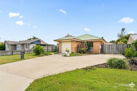 17 Cassandra Cres, Urangan, QLD 4655