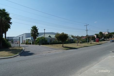 23 Truganina Rd, Malaga, WA 6090