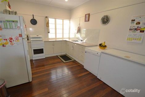Property photo of 10 Leslie Street Thangool QLD 4716
