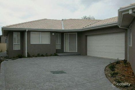 Property photo of 34 Devonshire Crescent Oak Flats NSW 2529