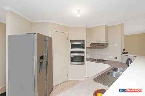 Property photo of 41 Captain Cook Close Arundel QLD 4214