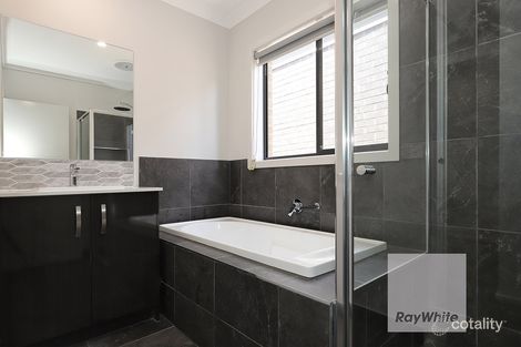 Property photo of 11 Separation Street Mickleham VIC 3064