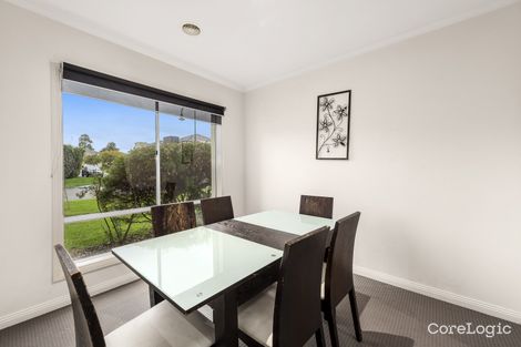 Property photo of 119 Sovereign Manors Crescent Rowville VIC 3178
