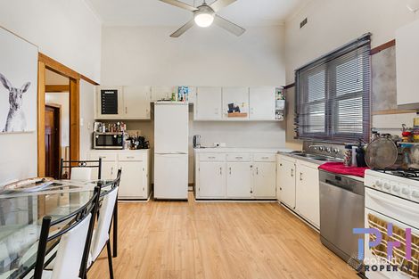Property photo of 5 Daniel Street Long Gully VIC 3550