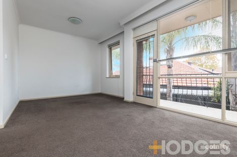Property photo of 4/25 Alma Grove St Kilda VIC 3182